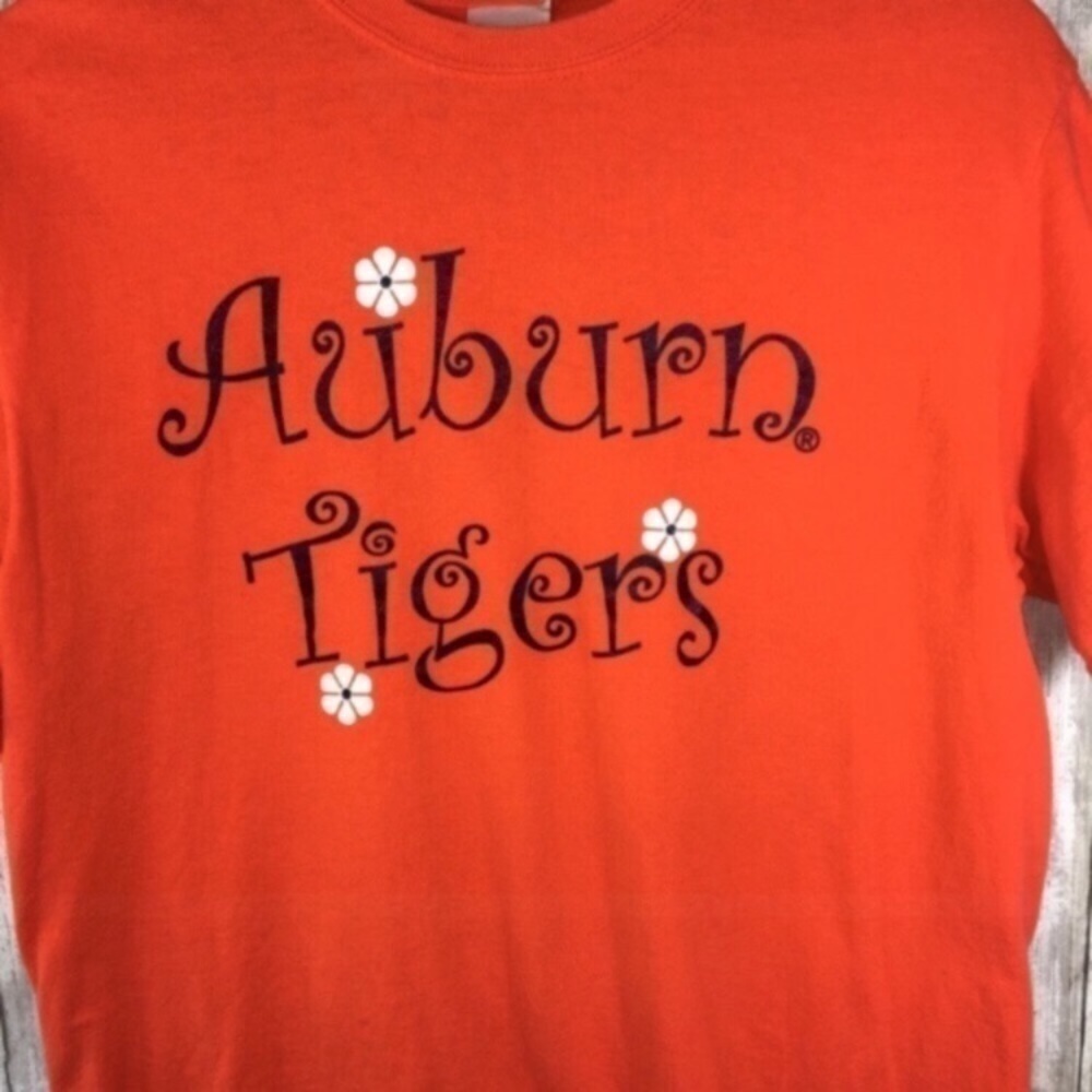 Auburn Tigers Floral Script Tee Orange Women’s Medium NCAA Shirt - Picture 2 of 4